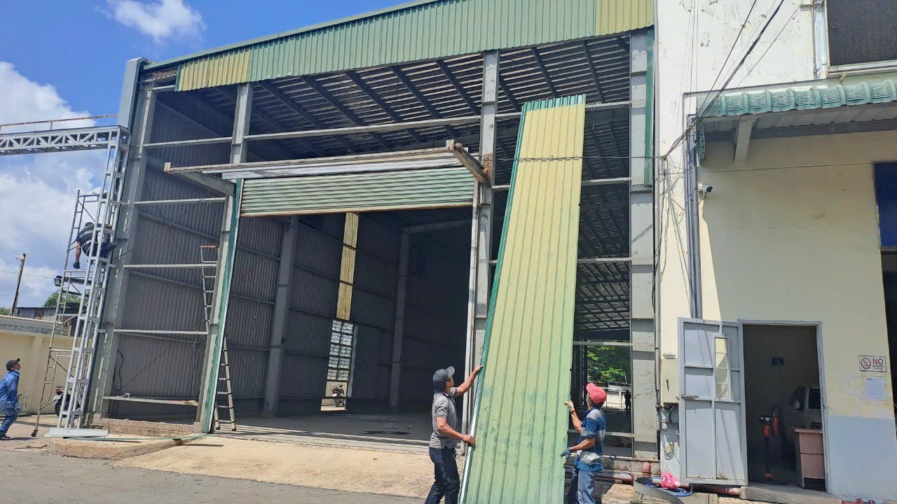 Phế Liệu Huỳnh Liên. Chuyên: Dọn kho xưởng, văn phòng miễn phí và thu mua phế liệu giá cao toàn quốc