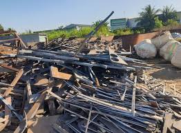 Phế Liệu Huỳnh Liên. Chuyên: Dọn kho xưởng, văn phòng miễn phí và thu mua phế liệu giá cao toàn quốc